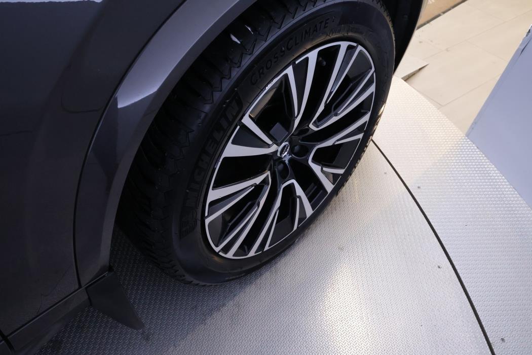 VOLVO XC90 2024
