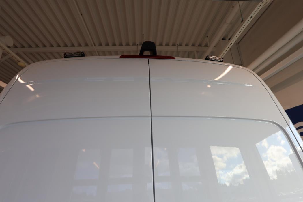 MERCEDES-BENZ Sprinter 2024