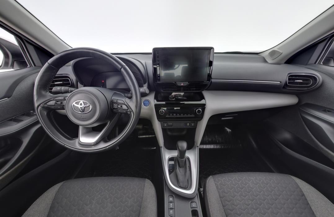 TOYOTA Yaris Cross 2022