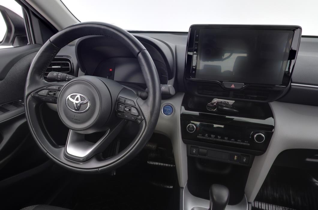 TOYOTA Yaris Cross 2022
