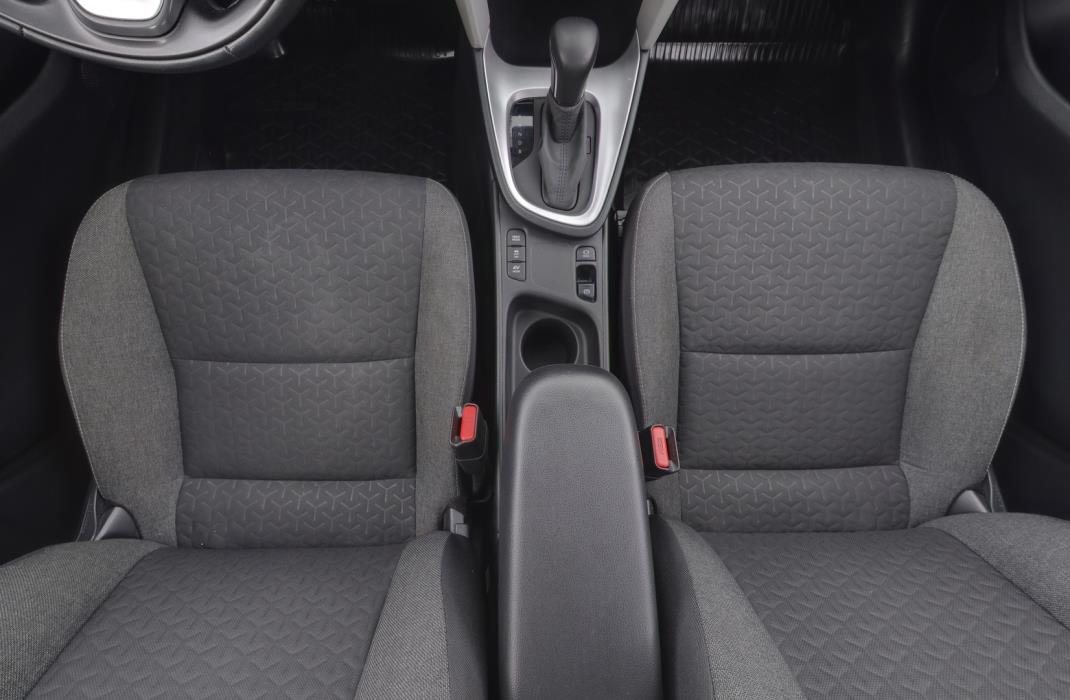 TOYOTA Yaris Cross 2022