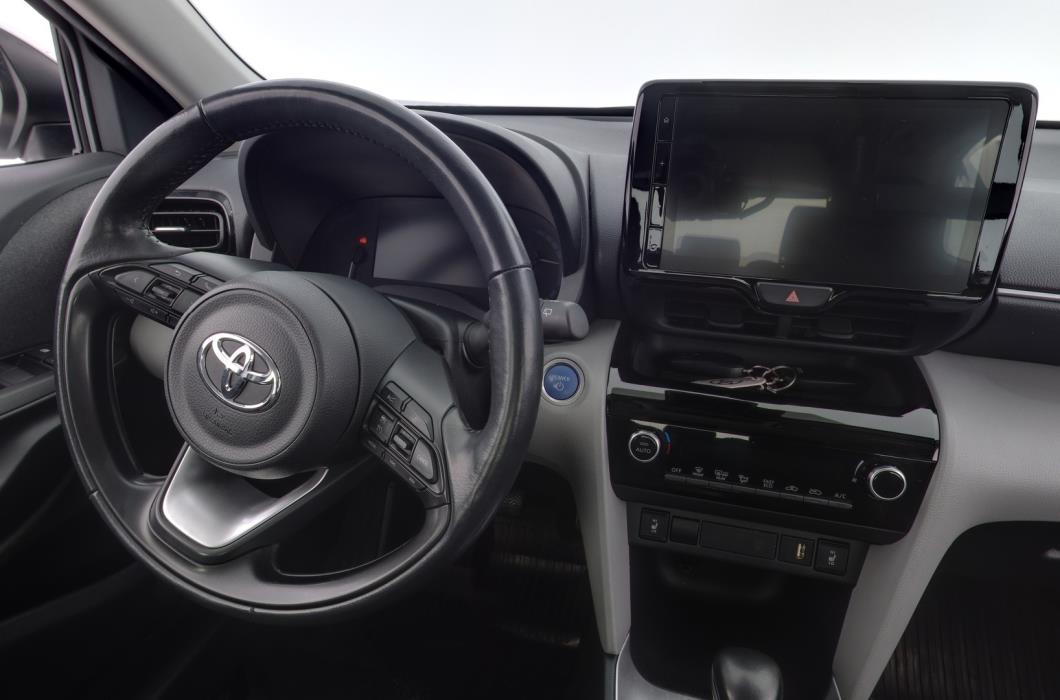TOYOTA Yaris Cross 2022