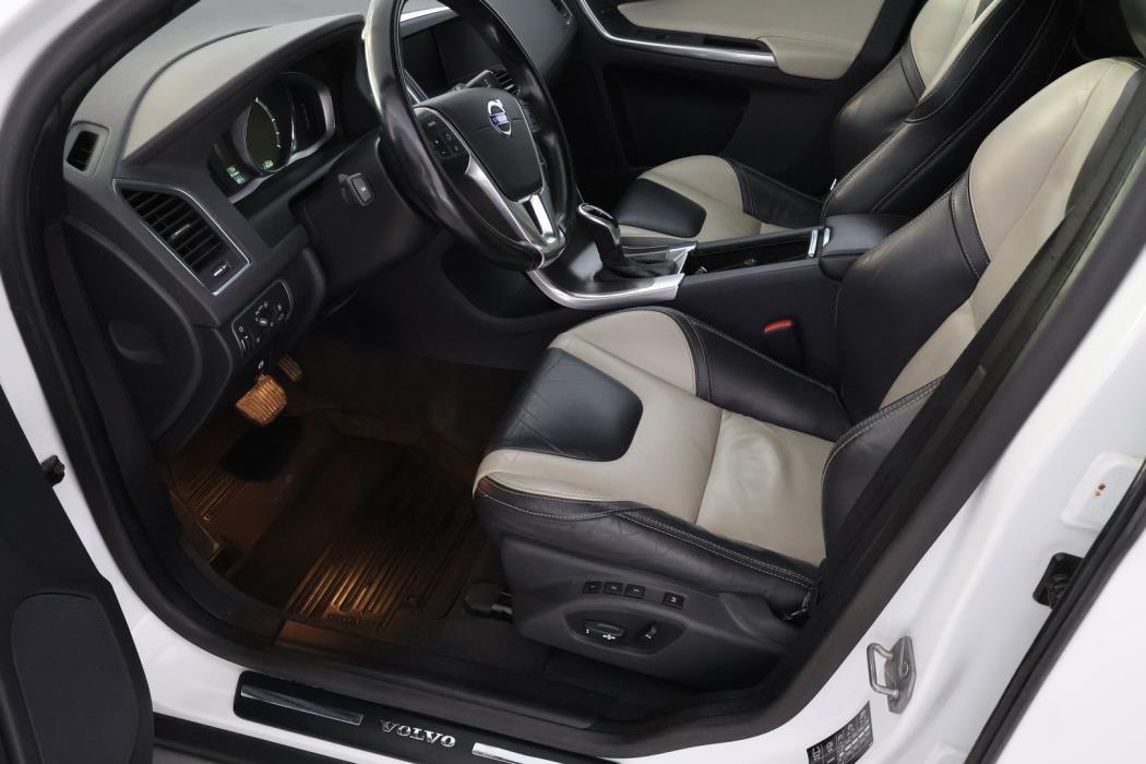 VOLVO XC60 2014