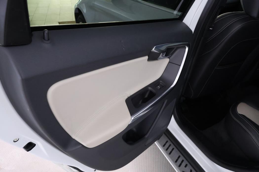 VOLVO XC60 2014