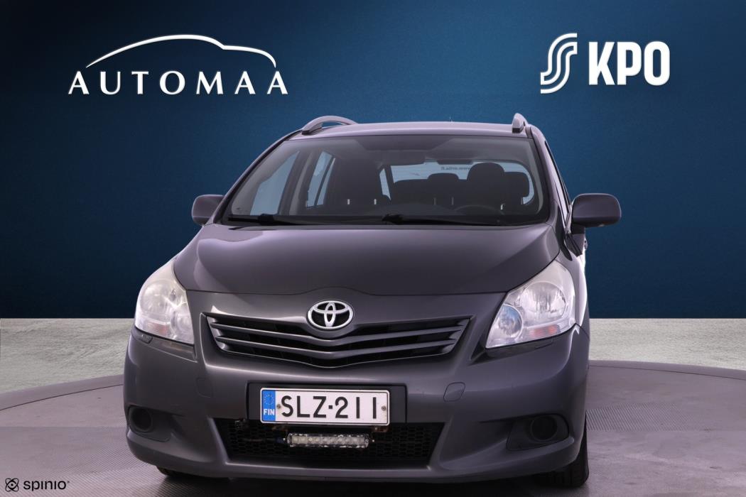TOYOTA Verso 2010