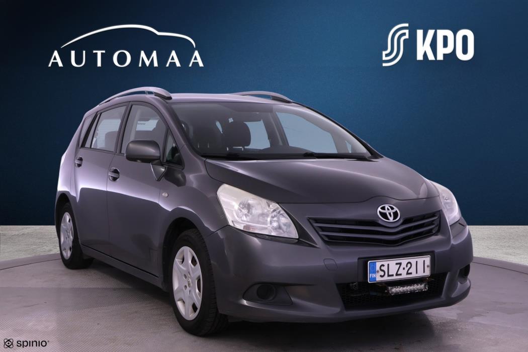 TOYOTA Verso 2010