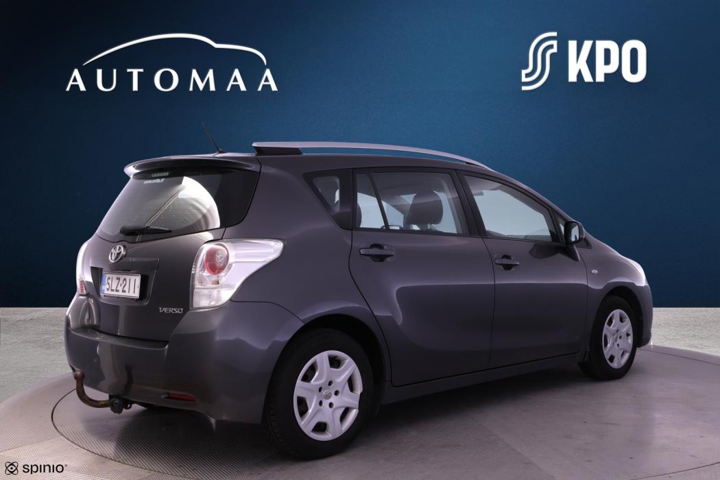 TOYOTA Verso 2010