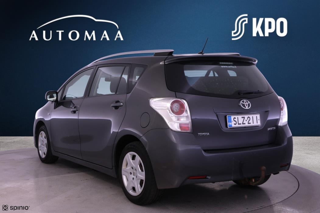 TOYOTA Verso 2010
