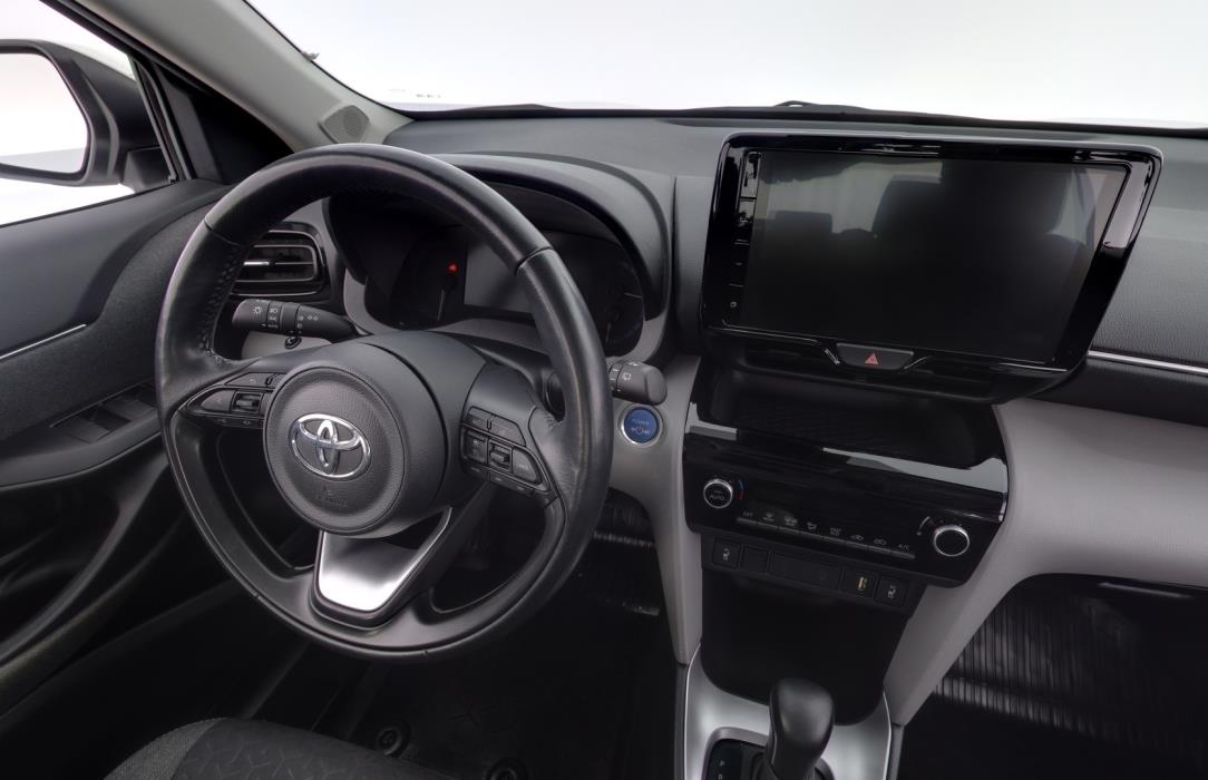 TOYOTA Yaris Cross 2022