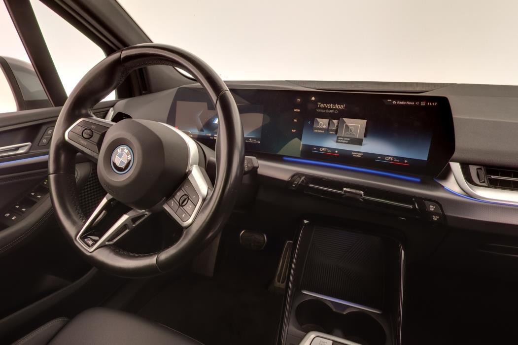 BMW 230 2023