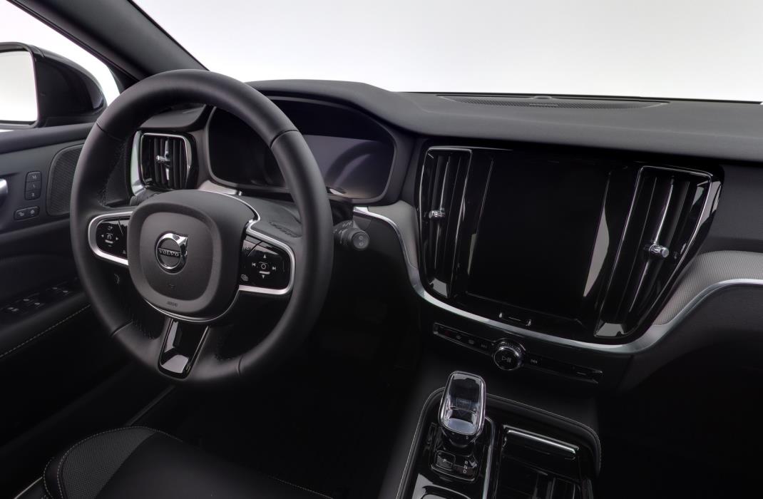 VOLVO V60 2026