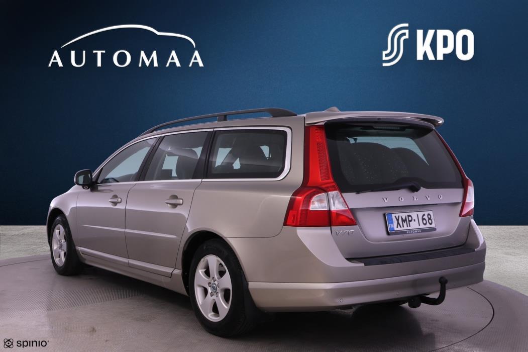 VOLVO V70 2010