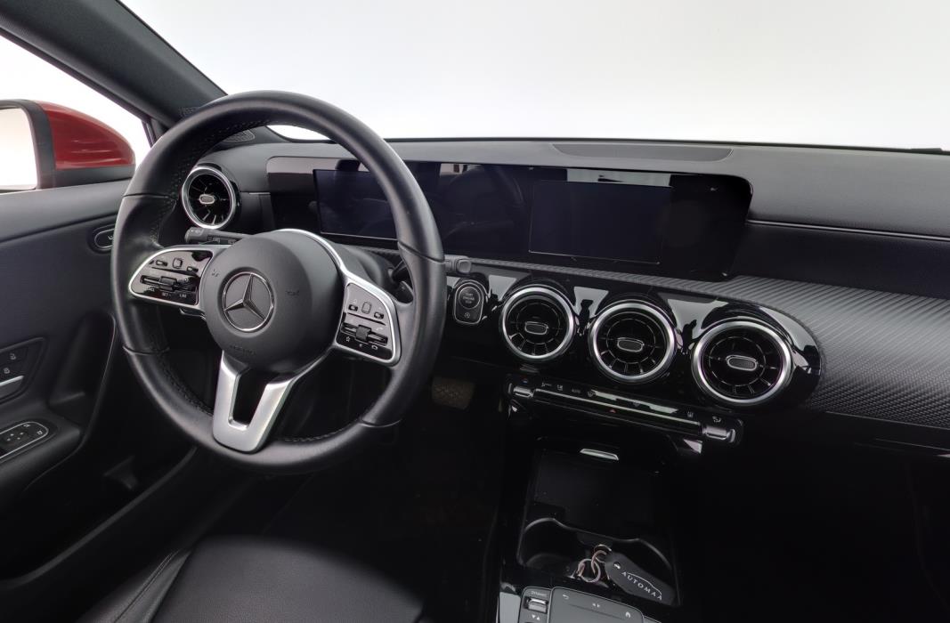MERCEDES-BENZ A 2021