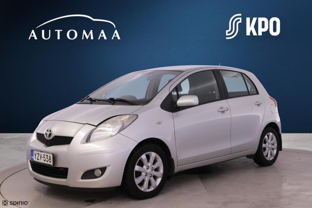 TOYOTA Yaris 2010