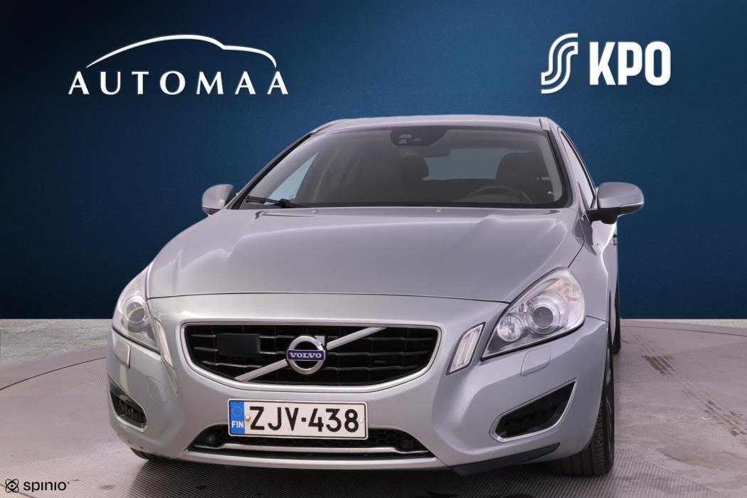 VOLVO V60 2013