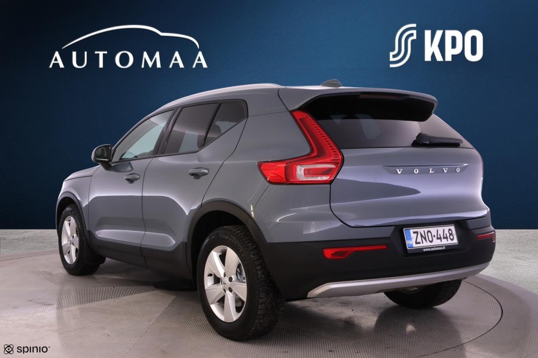 VOLVO XC40 2021