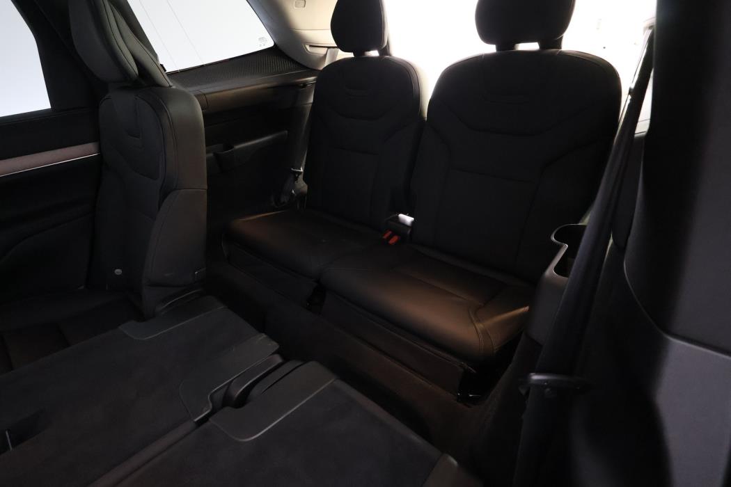 VOLVO EX90 2025