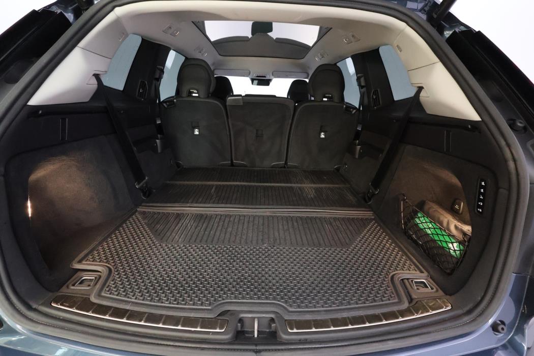 VOLVO EX90 2025