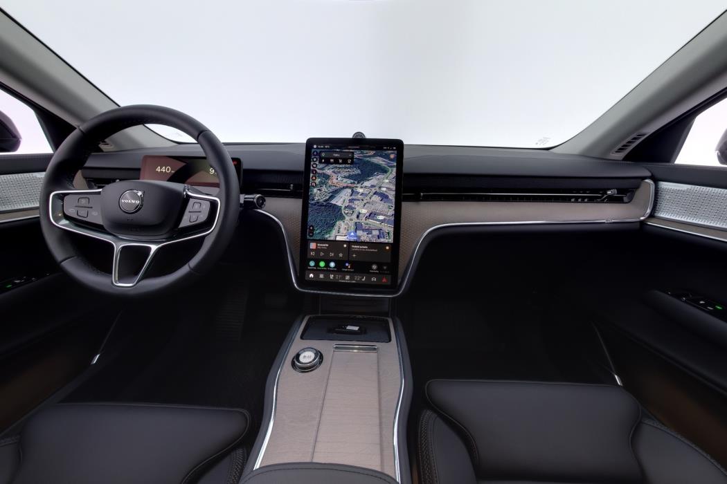 VOLVO EX90 2025