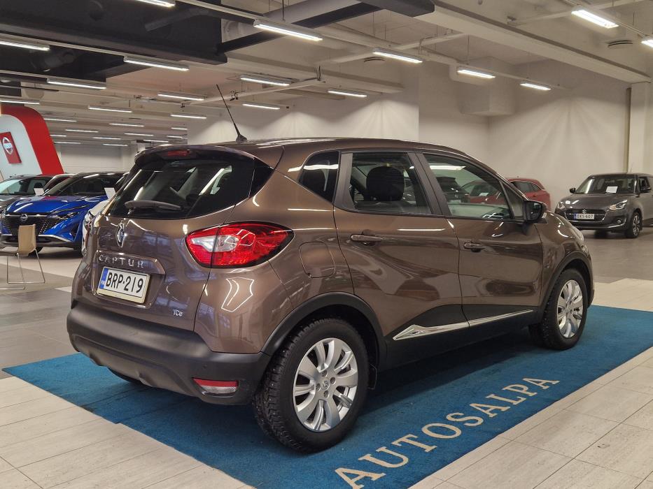 RENAULT Captur 2014