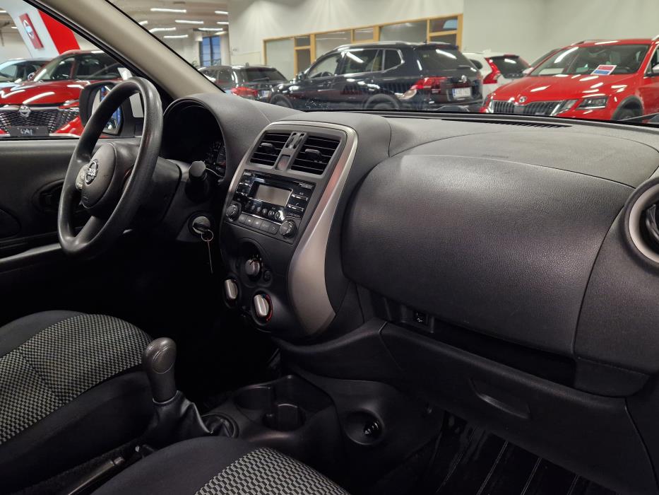 NISSAN Micra 2015
