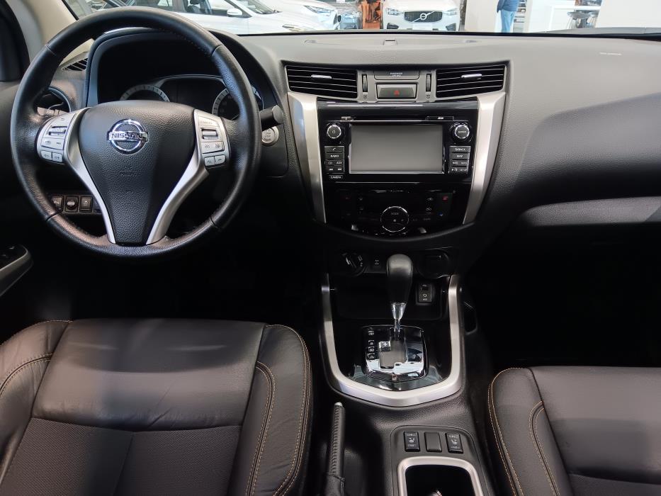 NISSAN Navara 2019