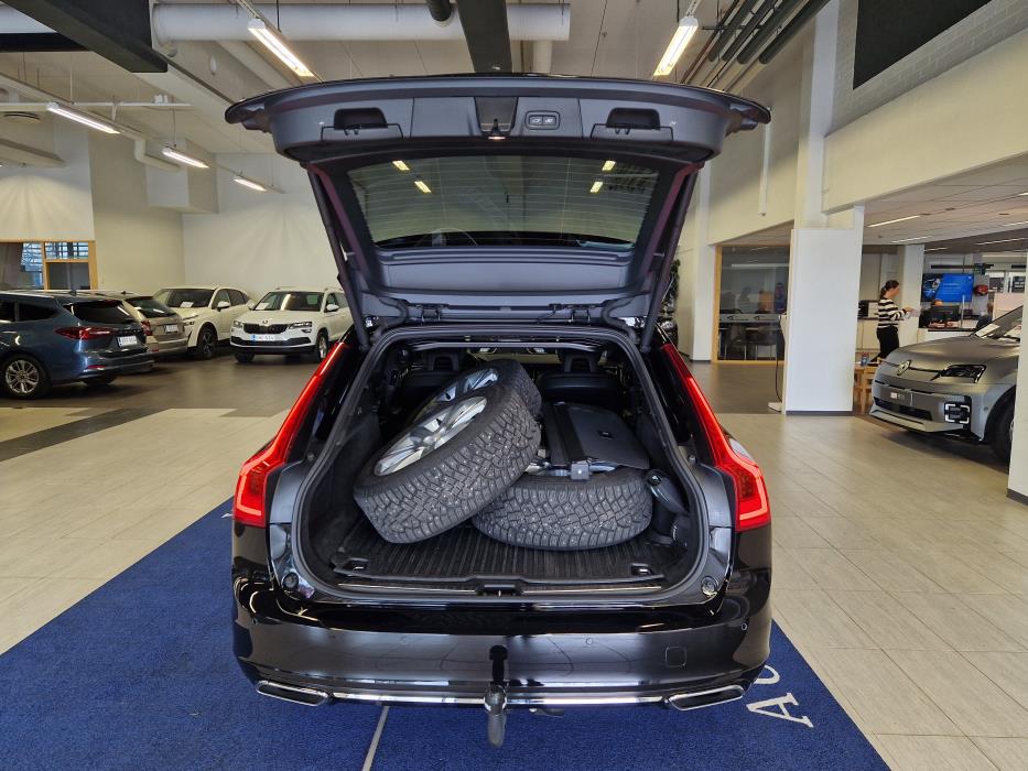 VOLVO V90 2017