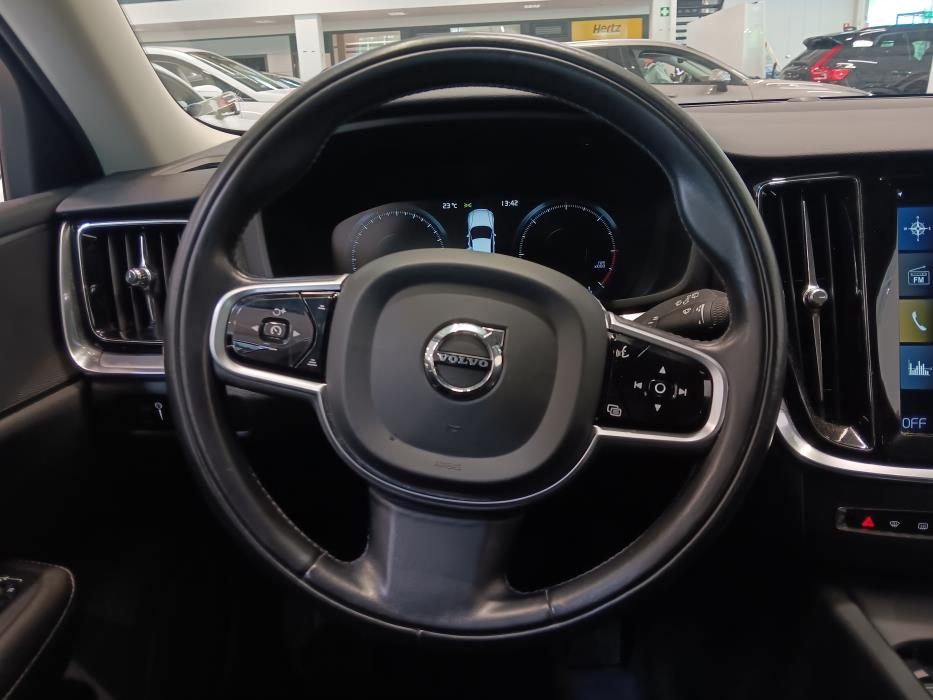 VOLVO V60 2019