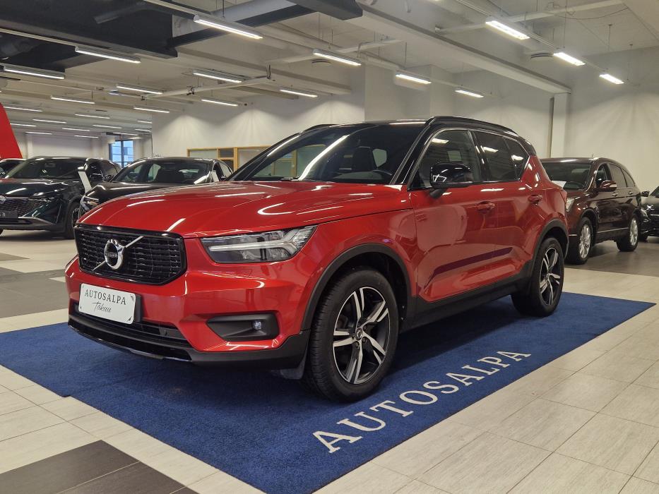 VOLVO XC40 2021