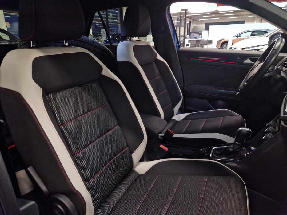 VOLKSWAGEN T-Roc 2018