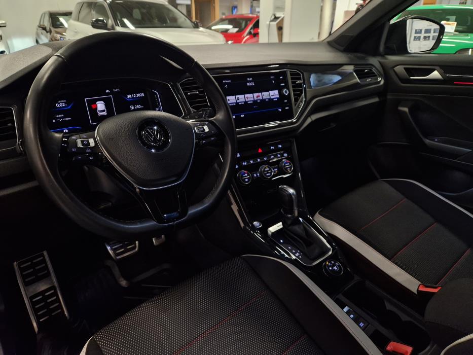 VOLKSWAGEN T-Roc 2018