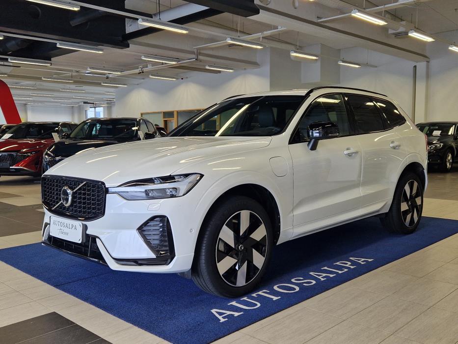 VOLVO XC60 2024