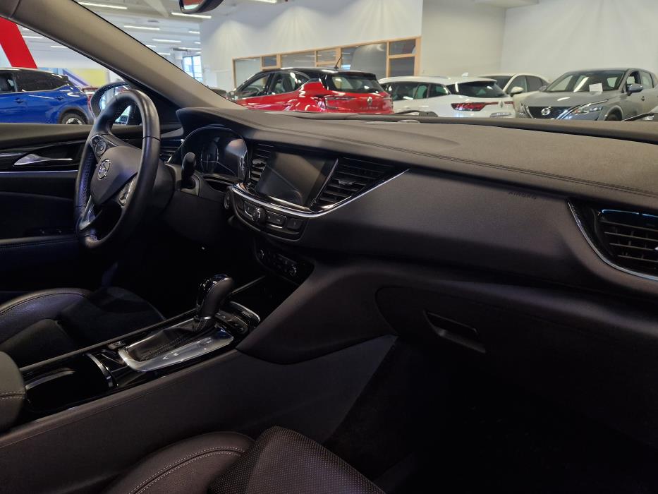 OPEL Insignia 2019