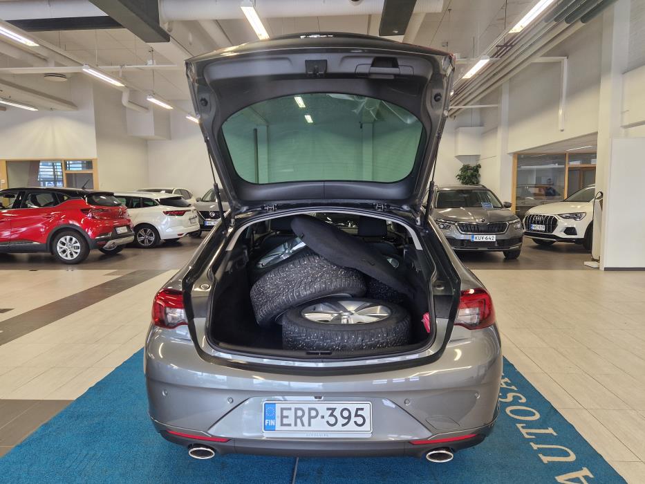 OPEL Insignia 2019