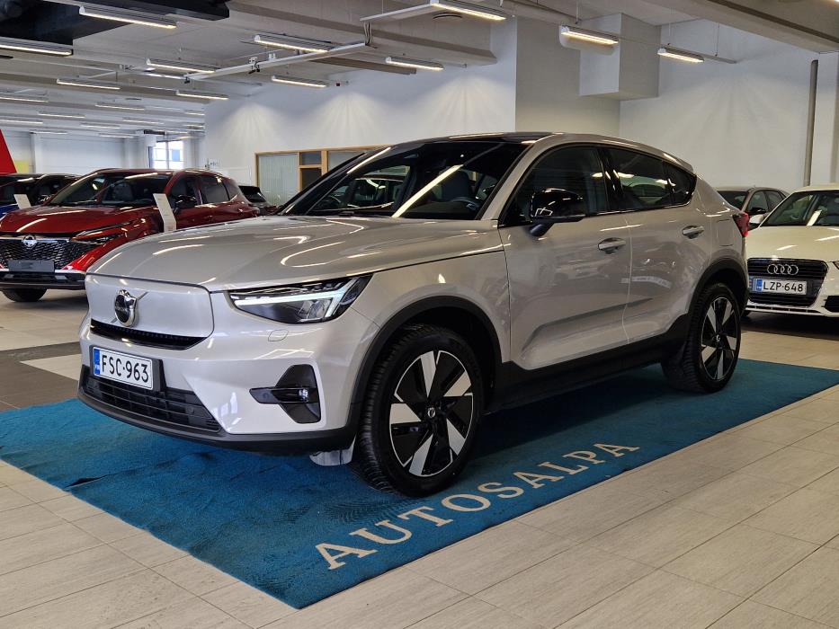 VOLVO C40 2024
