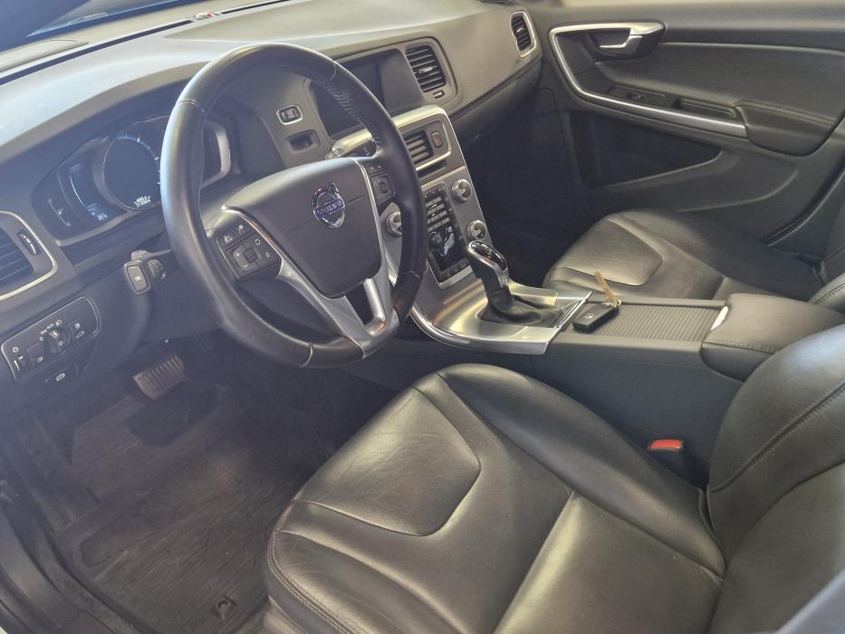 VOLVO V60 Cross Country 2016