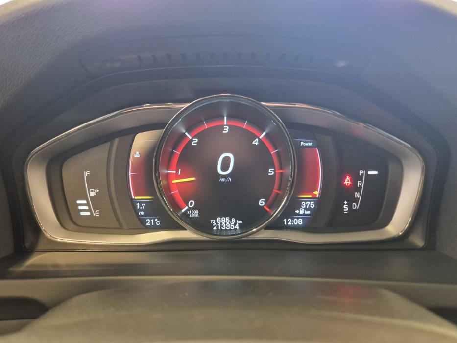 VOLVO V60 Cross Country 2016