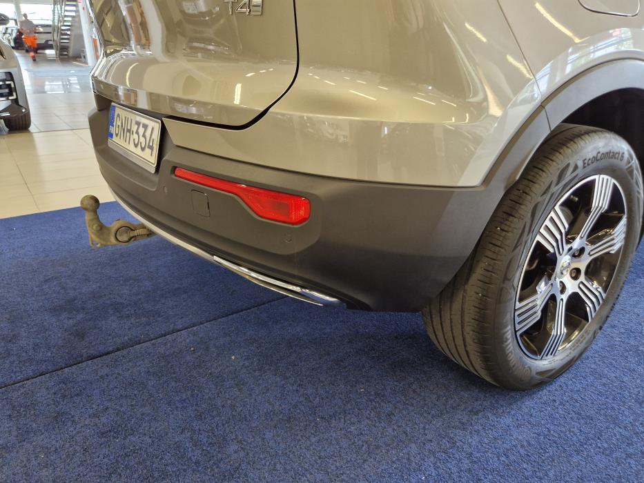 VOLVO XC40 2020