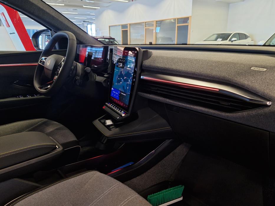 RENAULT Scenic 2025