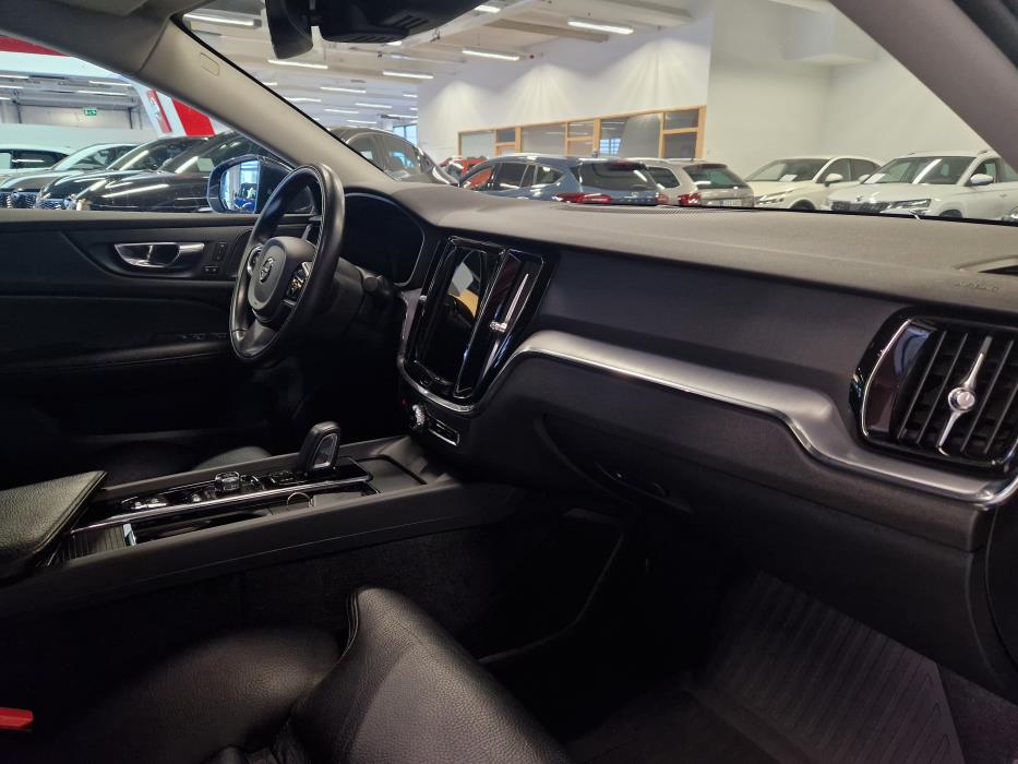 VOLVO S60 2021