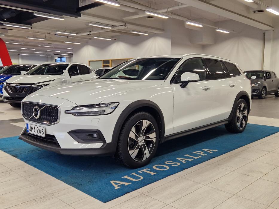 VOLVO V60 Cross Country 2021