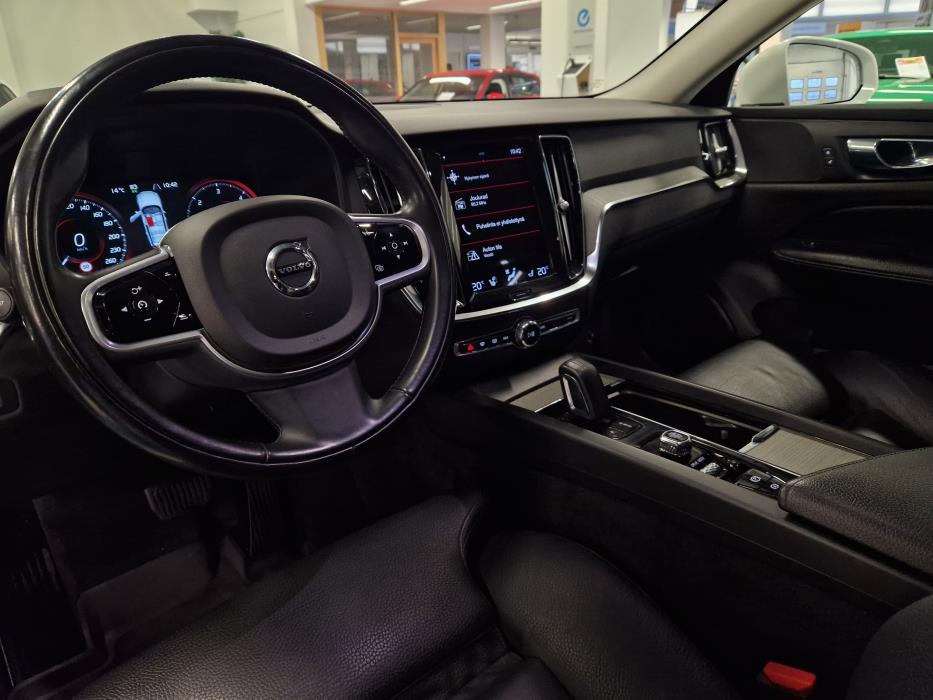 VOLVO V60 Cross Country 2021