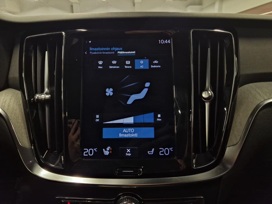 VOLVO V60 Cross Country 2021