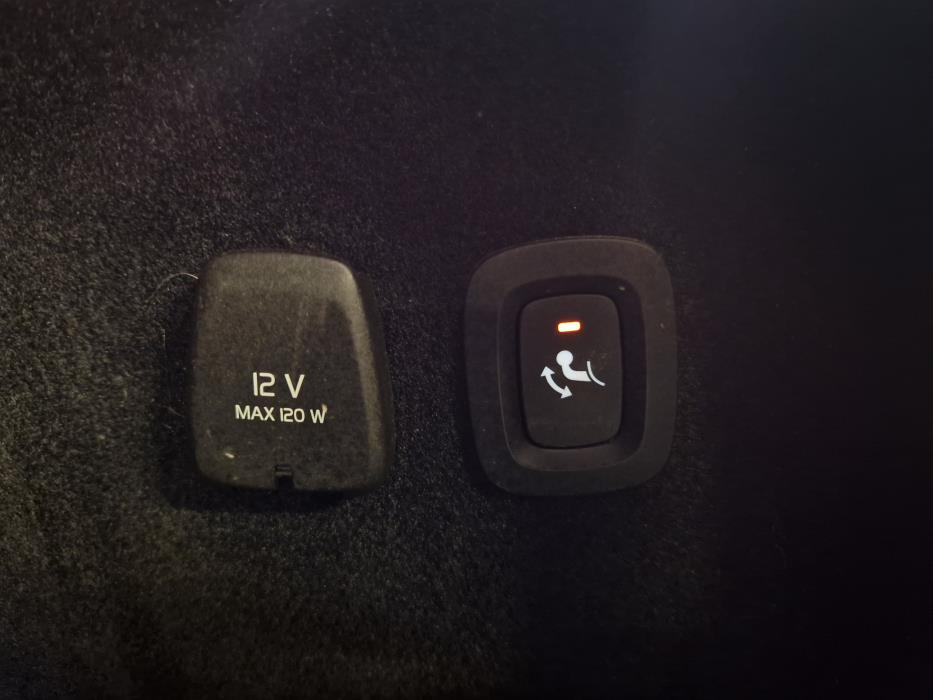 VOLVO V60 Cross Country 2021