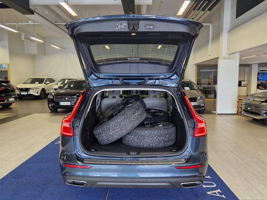 VOLVO V60 Cross Country 2022