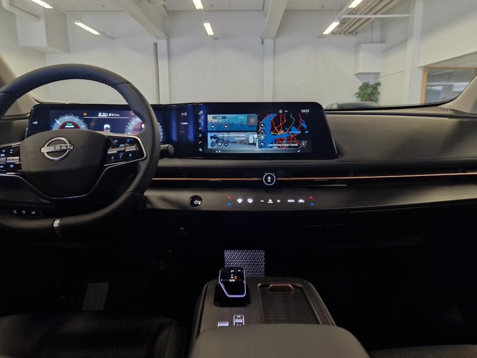 NISSAN Ariya 2026