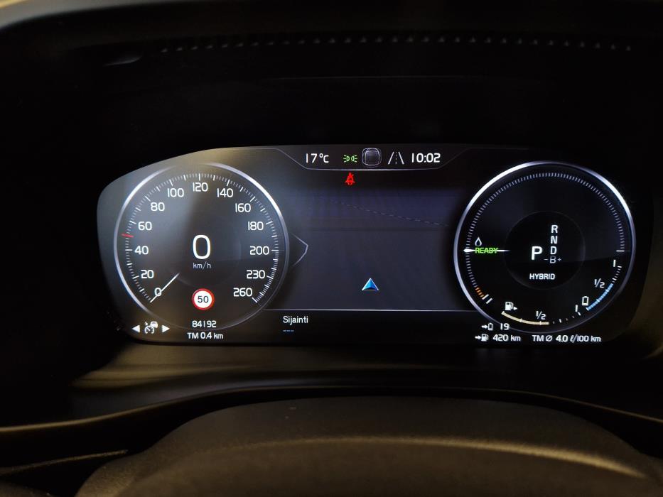 VOLVO XC40 2020