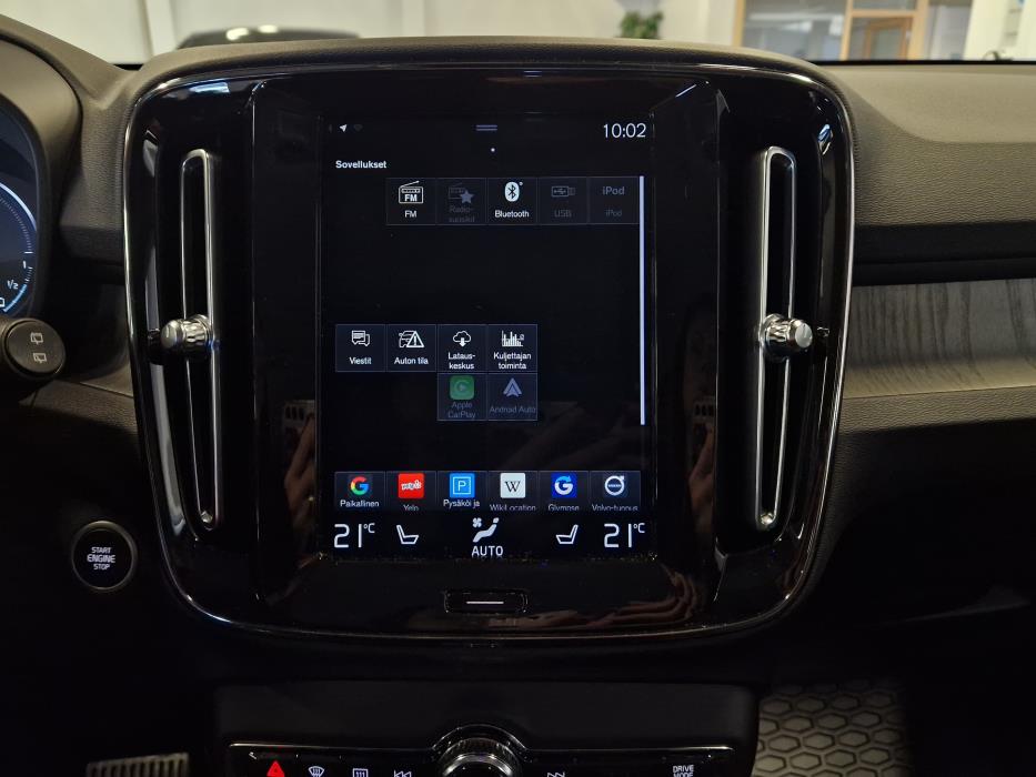 VOLVO XC40 2020