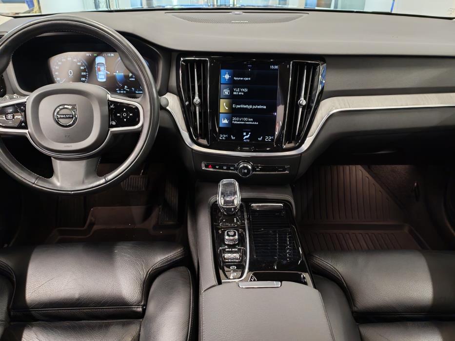 VOLVO S60 2022