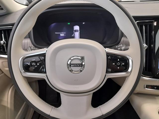 VOLVO V90 Cross Country 2023